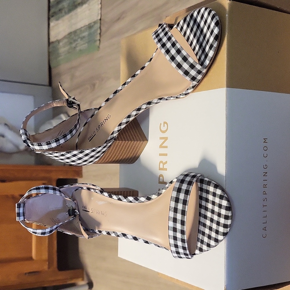 Call It Spring Black Stangarone Heeled Sandal Size 8